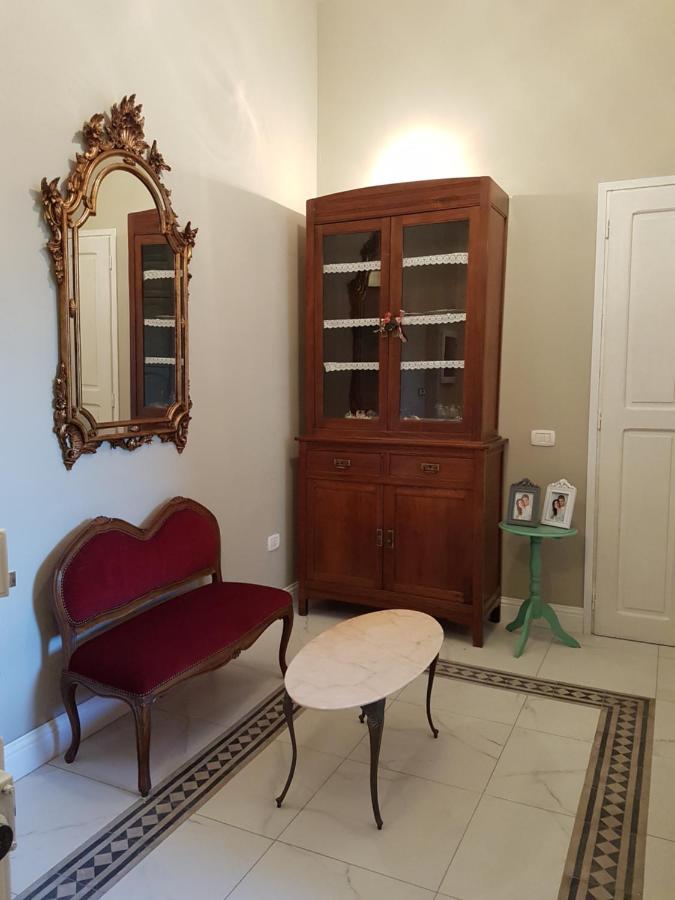 Villa Liberty Ofelia Locazioni Brevi Cagliari Exterior foto
